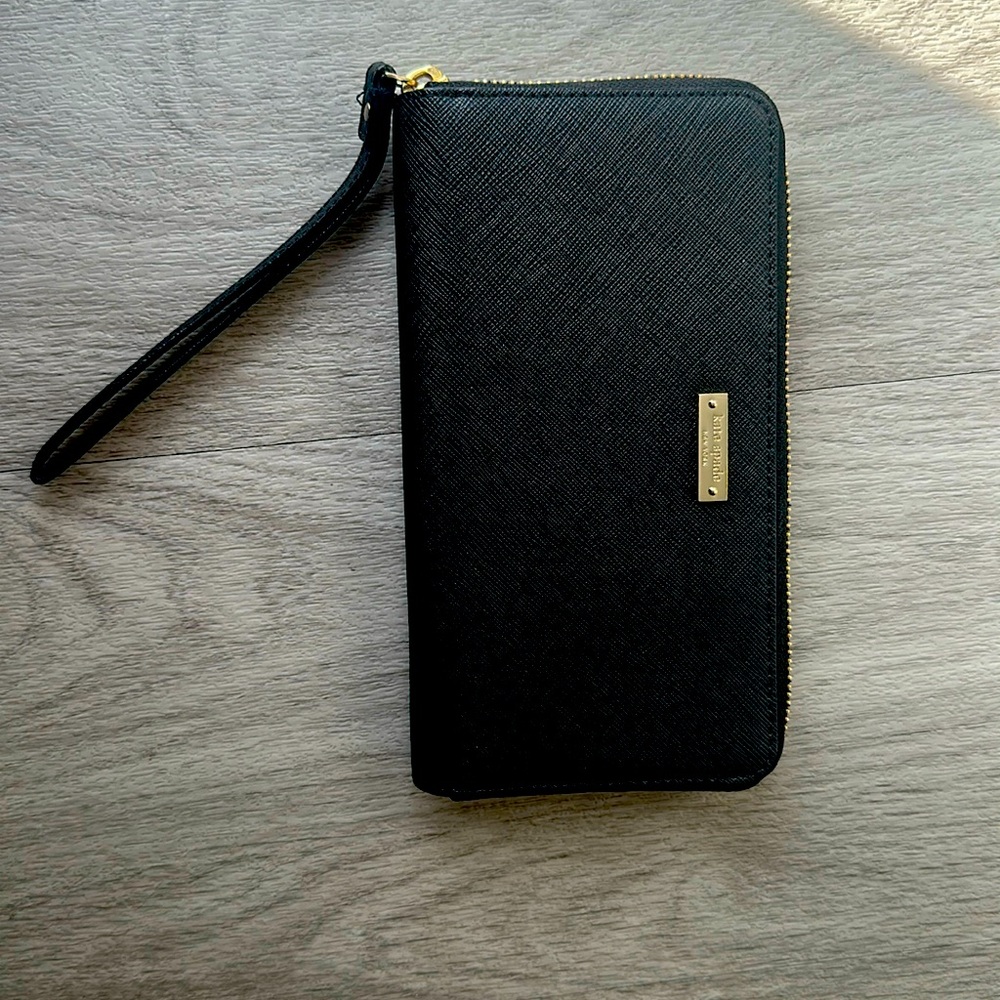 BRAND NEW- Black Kate Spade wallet/small purse with wristlet
